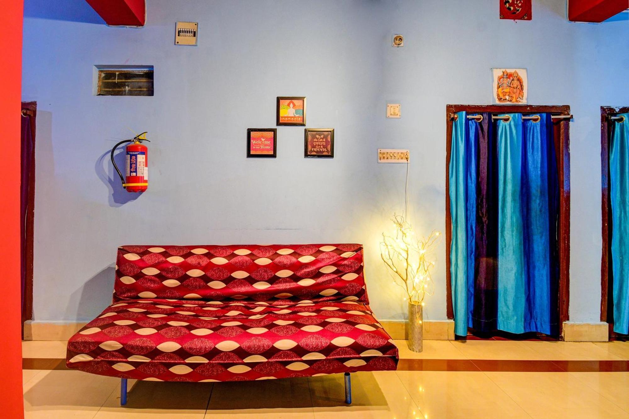 Oyo Flagship Pratikshya Guest House Baripada Екстер'єр фото