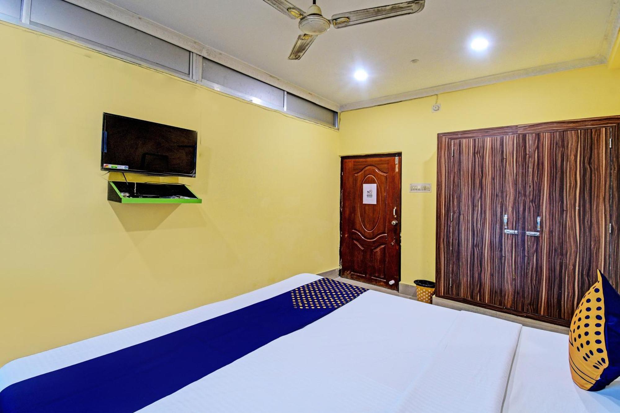 Oyo Flagship Pratikshya Guest House Baripada Екстер'єр фото